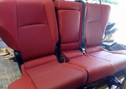 тапициране на седалки